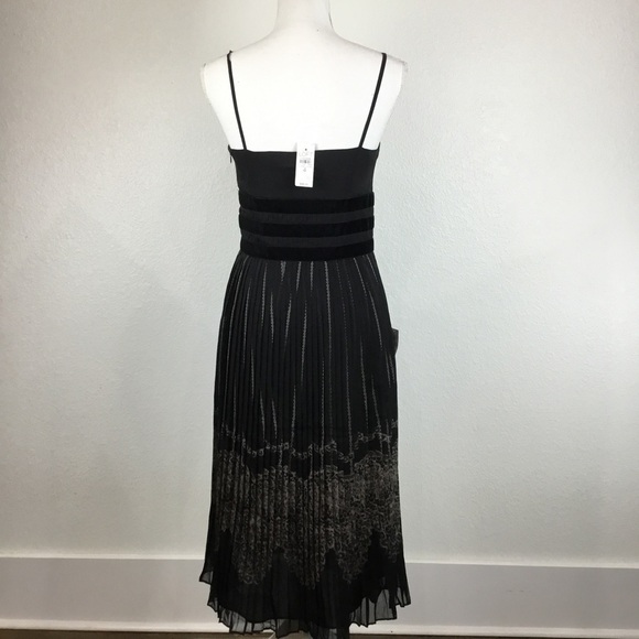 𝅺Ann Taylor Loft Black Knife Pleated Dress Size 4 NWT $99 - Picture 5 of 7